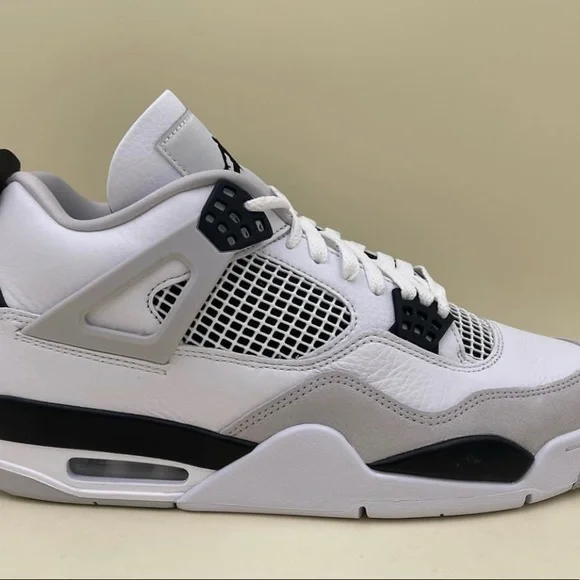 Jordan | Shoes | Jordan 4 Military Blacks Size Deadstock  display picture 2